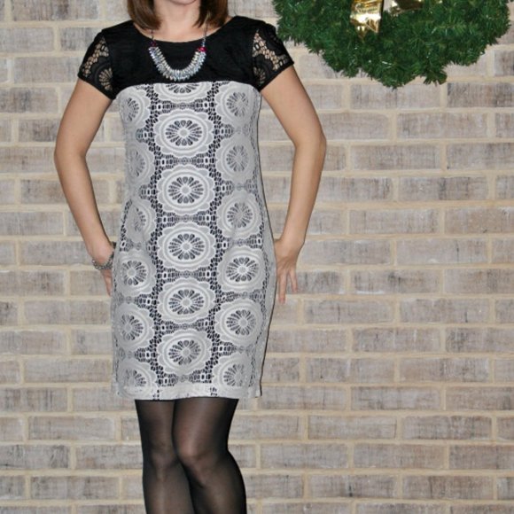 London Times blocked lace shift dress - Picture 8 of 9